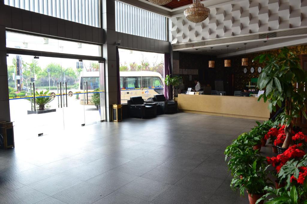 Jingyue 99 Inn Shanghai Pudong Airport Shiwan Branch Şanghay Dış mekan fotoğraf